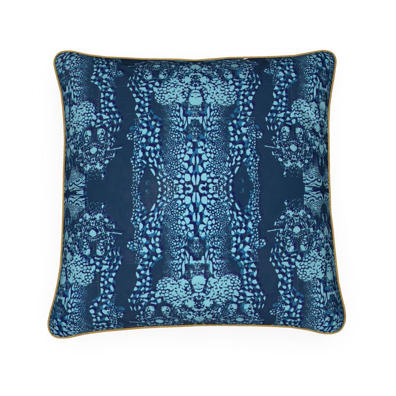 Cushions in cuttlefiush aqua