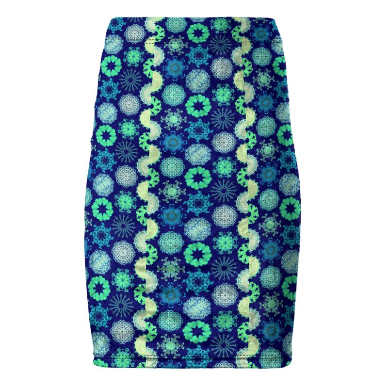 Pencil Skirt in 70s snowflake turquoise