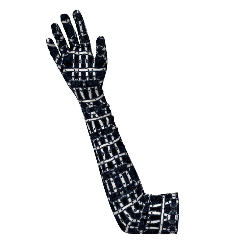 Long Gloves in harness white