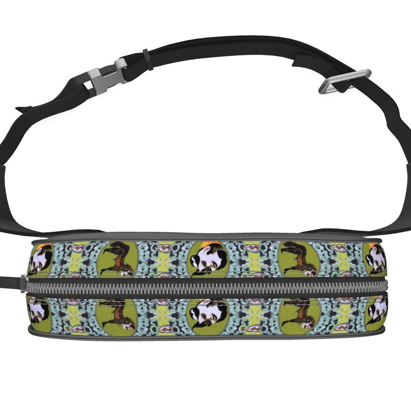 Belt Bag in creatures green